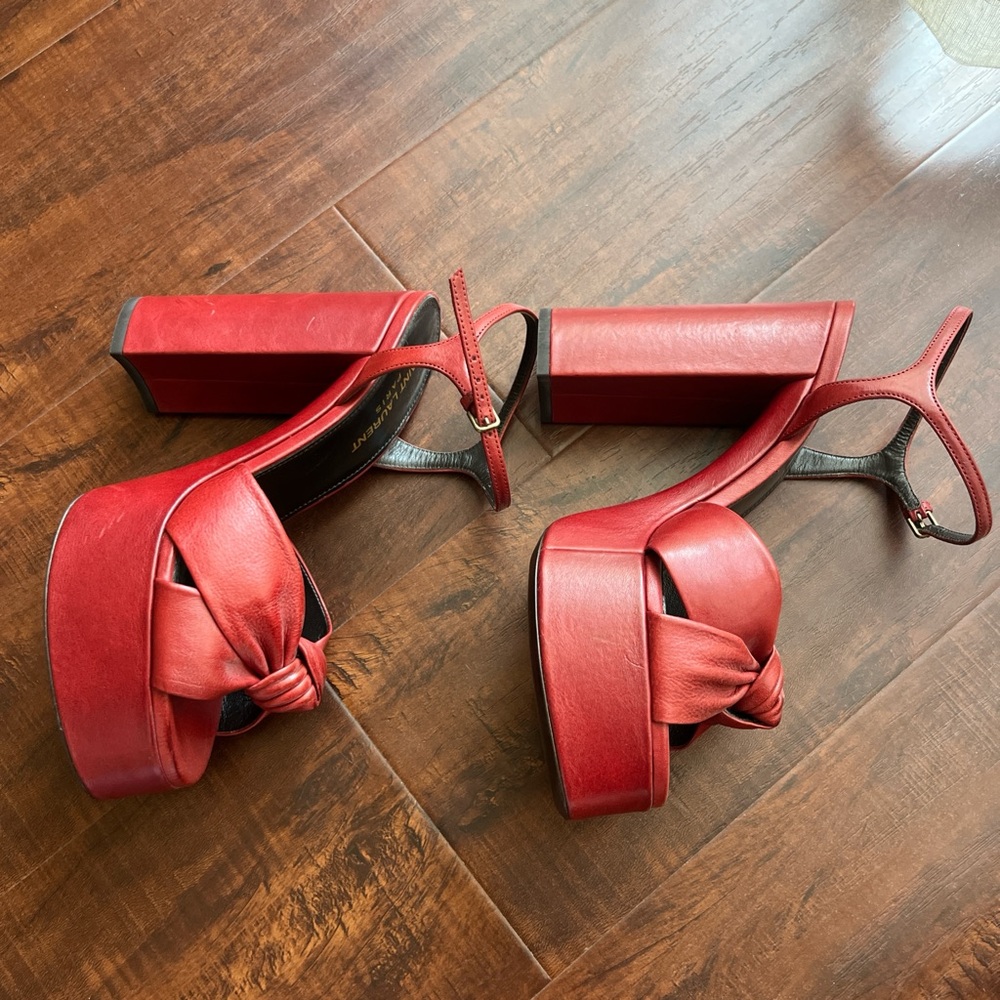 SAINT LAURENT
Red Bianca Knotted Ankle-Strap Platform - Picture 3 of 8